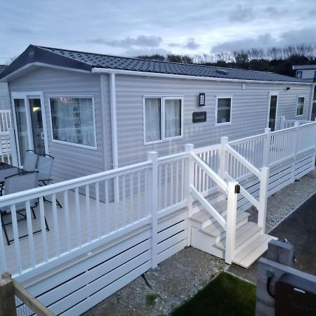 3-Bedroom Holiday Home With Valley Views Newquay  Luaran gambar